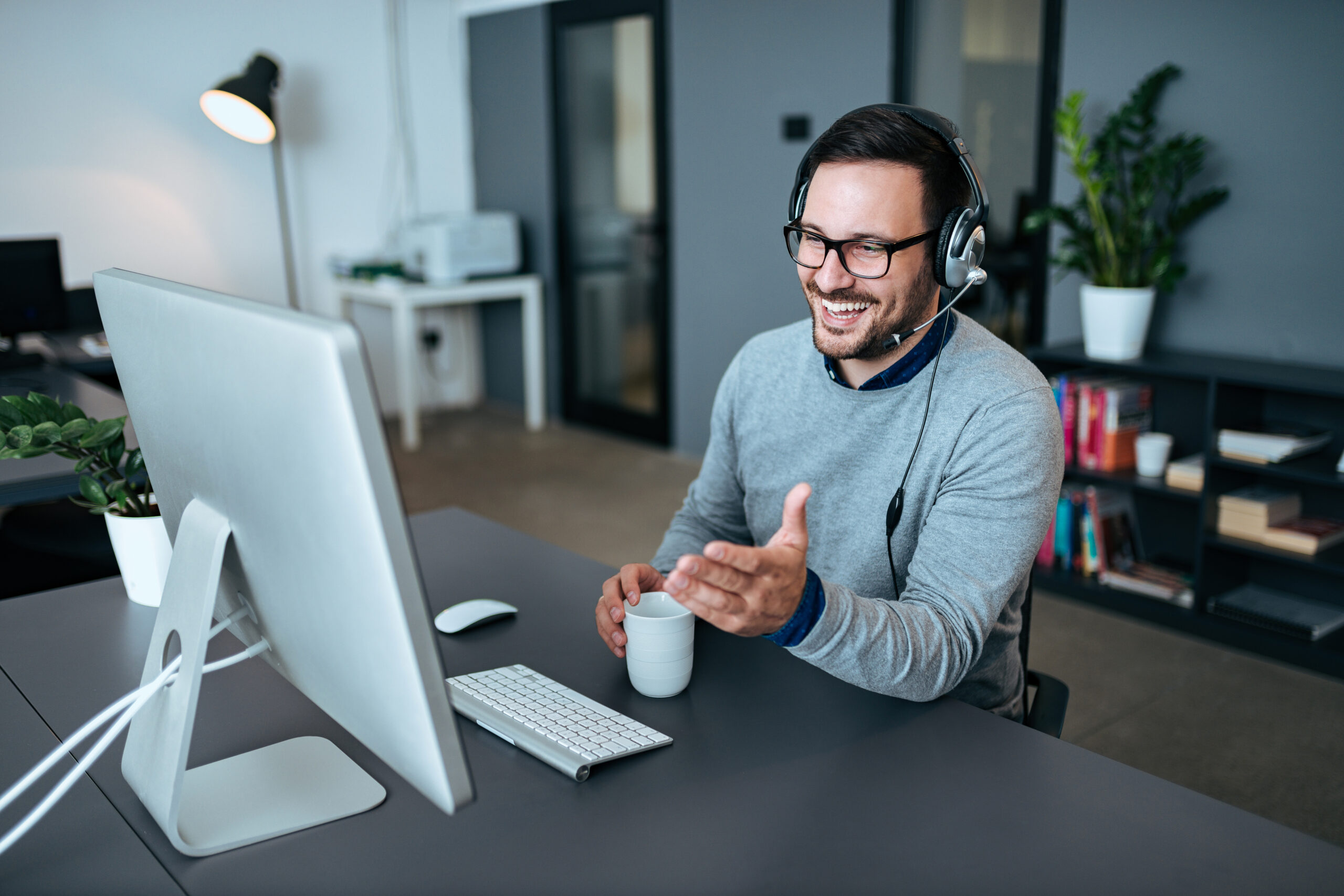 FreeAgent CRM Long Live the Agent